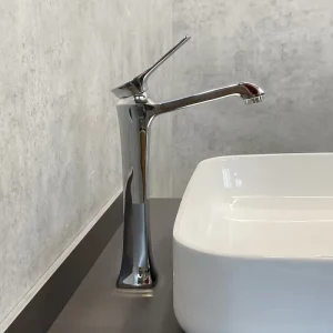 Смеситель для раковины Comforty FC066B-CCT Хром глянцевый Смеситель для раковины Comforty FC066B-CCT Хром глянцевый